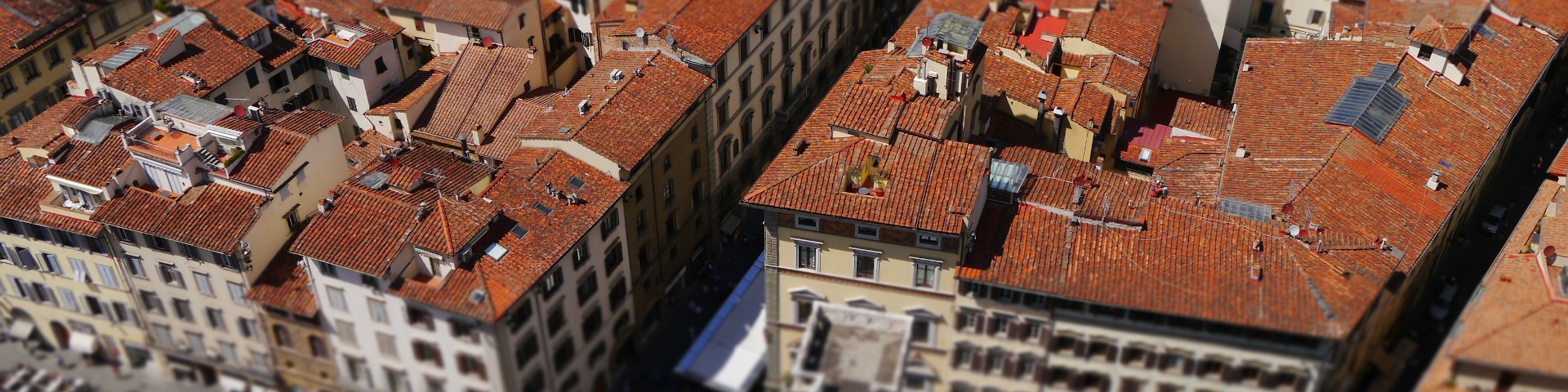 Copertura villa con pannelli coibentati – Torino – Isotetto